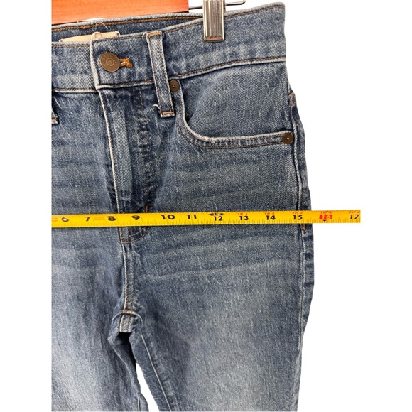 Madewell Classic Straight Jeans (25) - Picture 6 of 12